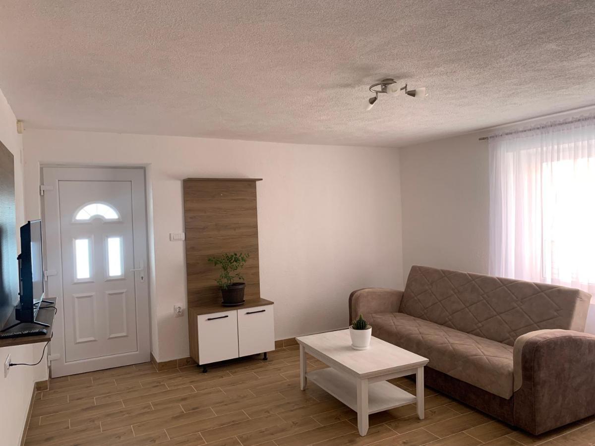 Lejla'S Guesthouse Gusinje Luaran gambar